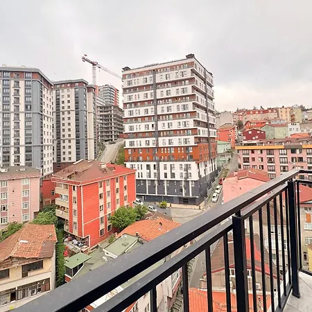 Bright Modern 2br In Kathane Apartment
