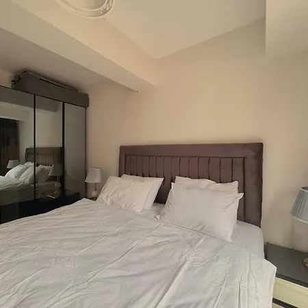 شقة Bright Modern 2br In Kathane اسطنبول