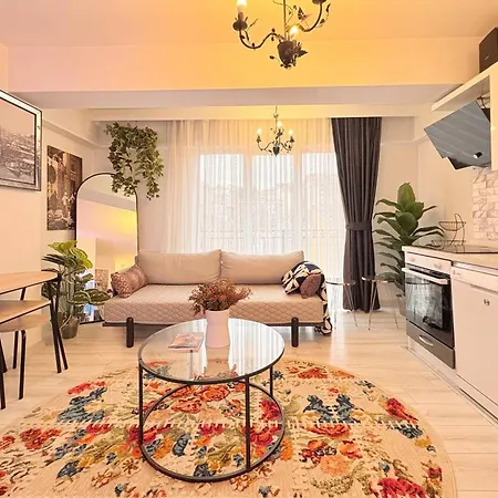 Bright Modern 2br In Kathane *