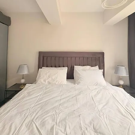 Bright Modern 2br In Kathane Apartment Istanbul